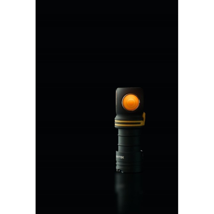 Latarka akumulatorowa Armytek Elf C1 V2 930lm Ciepły