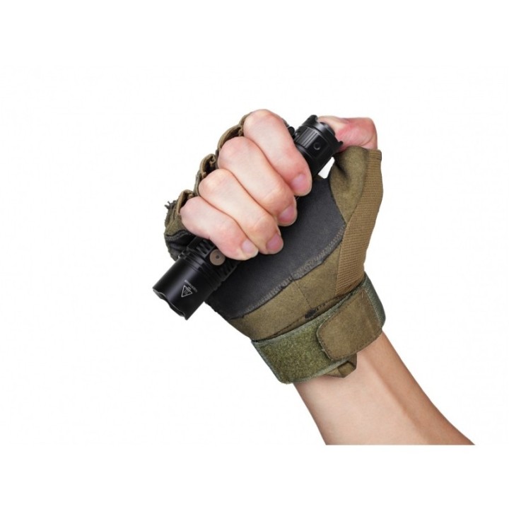 Latarka diodowa Fenix PD36R IP68