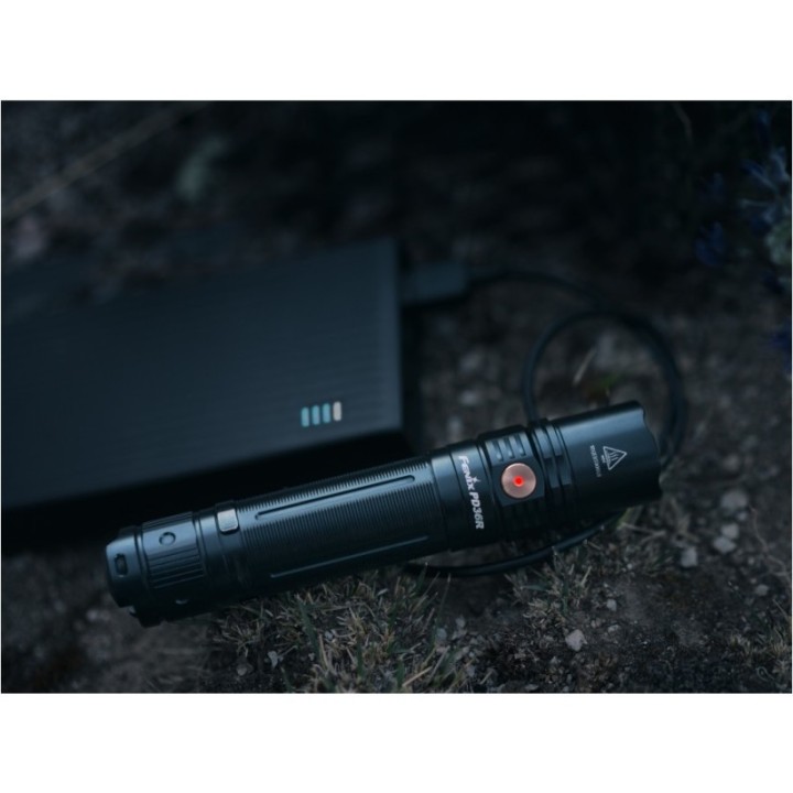 Latarka diodowa Fenix PD36R IP68