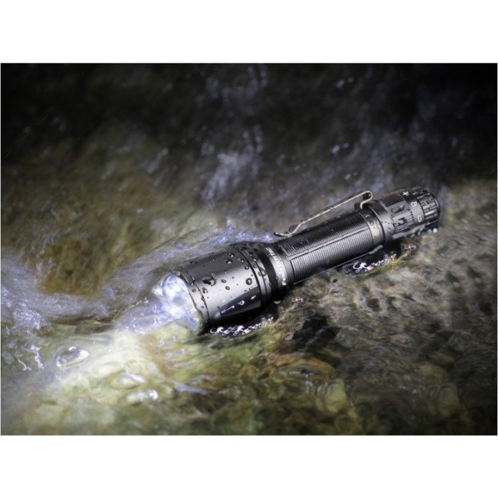 Latarka diodowa Fenix TK11 TAC