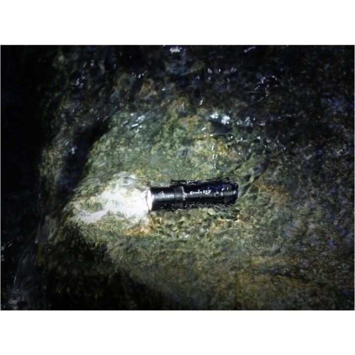 Latarka diodowa Fenix E12 V2.0