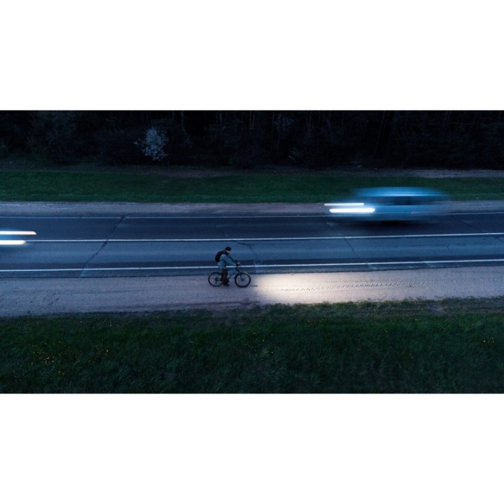 Latarka akumulatorowa Armytek Prime C2 Pro V4 Magnet USB 2230lm Ciepły